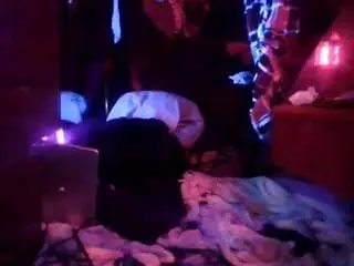 Adult Webcam with secretsexpert - Camsoda