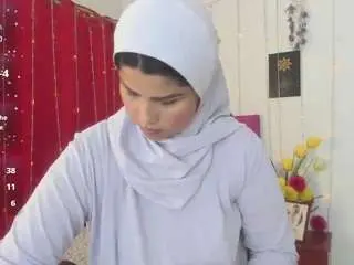 Watch Live Sex Cams with aishaamin - Camsoda