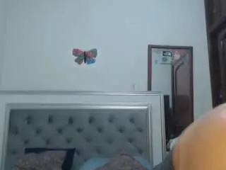 Live Porn with kleinmilanxxx - Camsoda