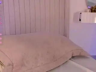 Free Porn Cam with shelynna-azzul - Camsoda