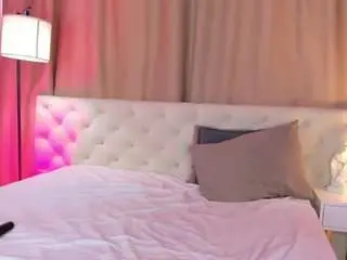 Live Sex Cam with valerie-woods - Camsoda