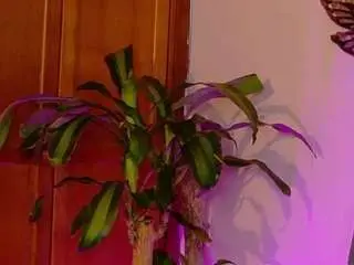 Sex Cam with rouse-marrie - Camsoda
