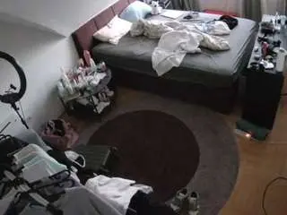 Adult Webcam with voyeurcam-julmodels-whitebed-1 - Camsoda