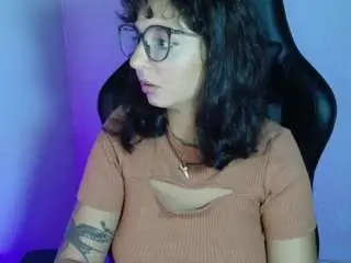Adult Video Chat with myamillor - Camsoda