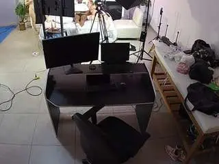 Best Webcam with voyeurcam-jb-photo-studio - Camsoda