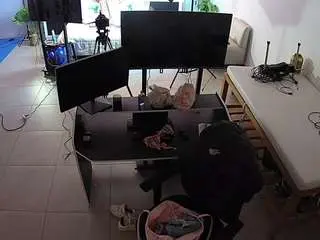 Best Webcam with voyeurcam-jb-photo-studio - Camsoda