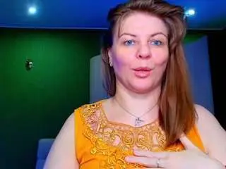 Free Live Porn with leonatrscie - Camsoda