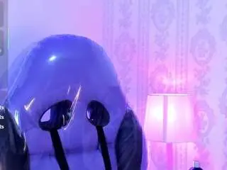 Watch Live Sex Cams with liaa-18 - Camsoda