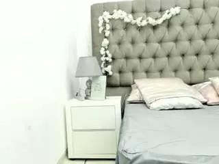 Live Sex with ariagreenn - Camsoda