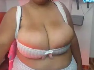 Live Sex with hornyboobss18 - Camsoda