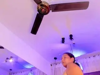 Sex Cam with sussan-roxx - Camsoda