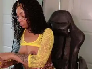 Sex Cam with butterflybooty - Camsoda