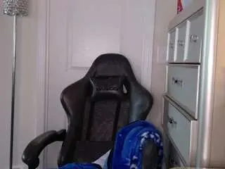 Live Sex Cam with butterflybooty - Camsoda