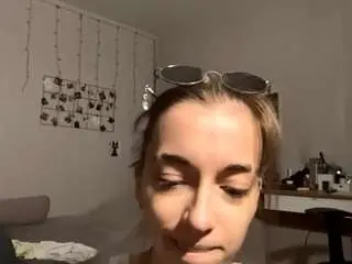 Sex Cam with kayesamiec - Camsoda