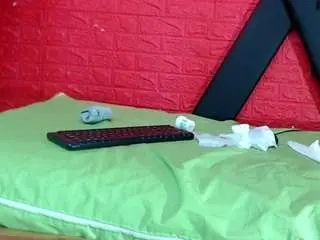 Free Live Porn with maidycute18 - Camsoda