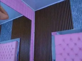 Watch Live Sex Cams with marilyn-doll-ts - Camsoda