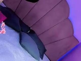 Adult Webcam with evaamooree - Camsoda