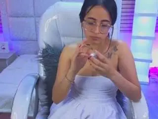 Live Porn with miafischer2 - Camsoda