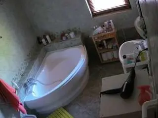 Sex Cam with voyeurcam-julmodels-bath-1st-2 - Camsoda