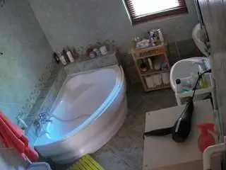 Nude Webcam with voyeurcam-julmodels-bath-1st-2 - Camsoda