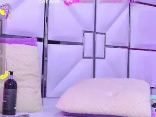 Free Live Porn with auraross - Camsoda