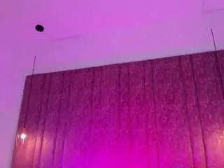 Live Sex Cam with dollieemma - Camsoda
