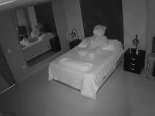 Free Live Porn with voyeurcam-casa-salsa-bedroom-4 - Camsoda