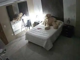 Free Porn Cam with voyeurcam-casa-salsa-bedroom-4 - Camsoda