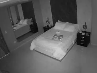 Best Webcam with voyeurcam-casa-salsa-bedroom-4 - Camsoda