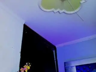 Live Sex Cam with tessa-mancini - Camsoda