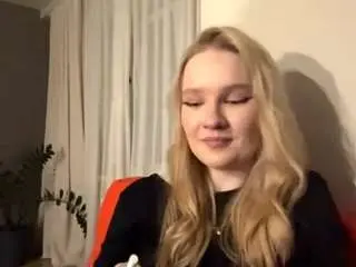 Adult Webcam with kristaprehn - Camsoda