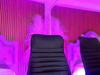 Nude Webcam with vaiolet-hot - Camsoda