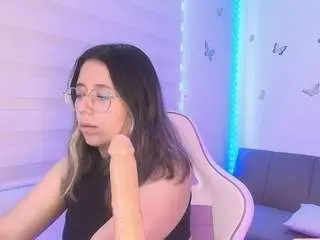 Live Sex with sweettvera - Camsoda