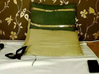 Free Live Porn with squirtymayagold - Camsoda