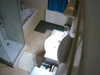 Free Live Porn with voyeurcam-julmodels-bath-2nd-2 - Camsoda