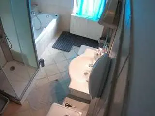 Adult Webcam with voyeurcam-julmodels-bath-2nd-2 - Camsoda