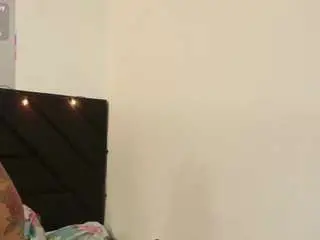 Adult Video Chat with kinkyhousewifee - Camsoda