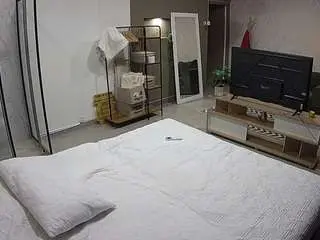 Watch Live Sex Cams with voyeurcam-jb-room-10 - Camsoda