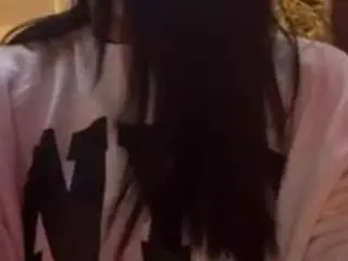 Free Live Porn with sarahpeterson - Camsoda
