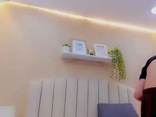 Adult Video Chat with mia-thompson-1 - Camsoda