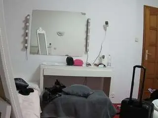 Sex Cam with voyeurcam-julmodels-living-6 - Camsoda