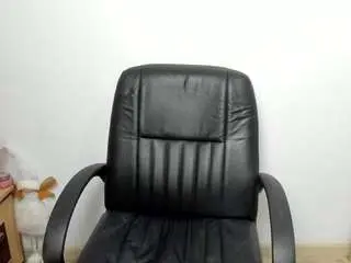 Live Sex Cam with kilenyapatrise - Camsoda