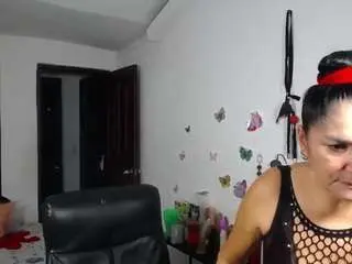 Sex Chat with sexy-bigboobs10 - Camsoda