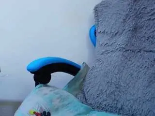 Sex Cam with klylls-squirt - Camsoda