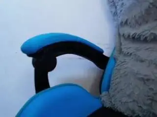 Watch Live Sex Cams with klylls-squirt - Camsoda