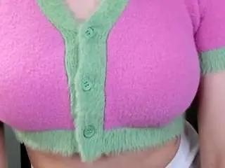 Best live sex cam show with meganxkiss - Camsoda