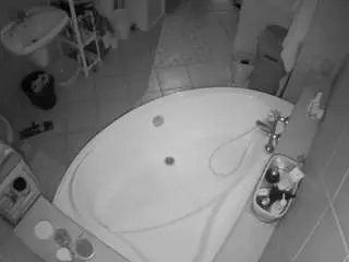 Private Sex Chat with voyeurcam-julmodels-bath-1st-1 - Camsoda