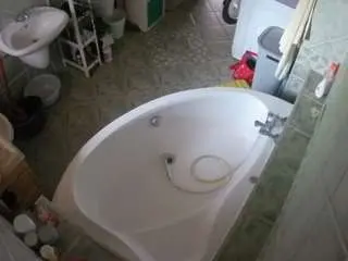 Sex Chat with voyeurcam-julmodels-bath-1st-1 - Camsoda