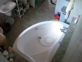 Free Live Porn with voyeurcam-julmodels-bath-1st-1 - Camsoda
