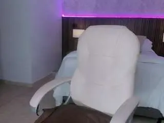 Adult Video Chat with megann-williamss - Camsoda
